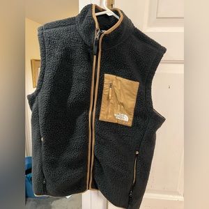 Men’s The North Face Vest
